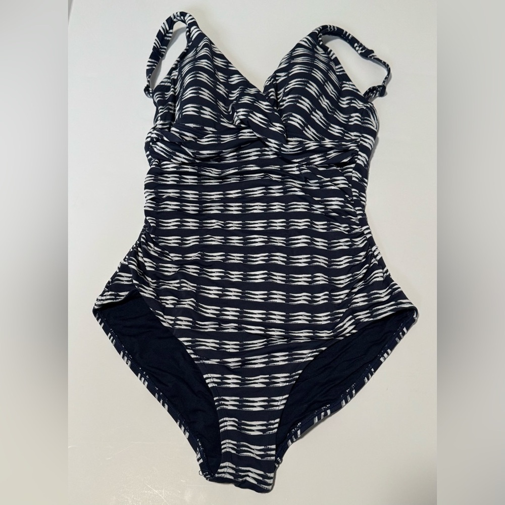 Nip Tuck Swimwear One Piece Swimsuit WomenUS 10